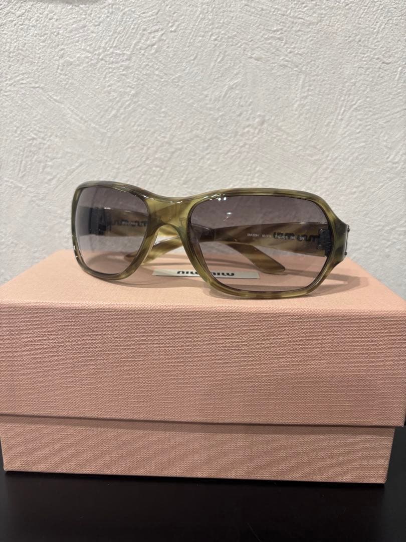 miu miu ミュウミュウ サングラス SMU03H カーキ