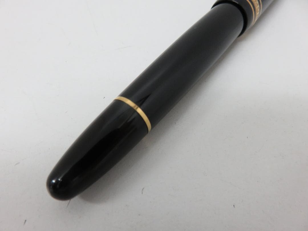 モンブラン マイスターシュテュック 4810 149 14K montblanc