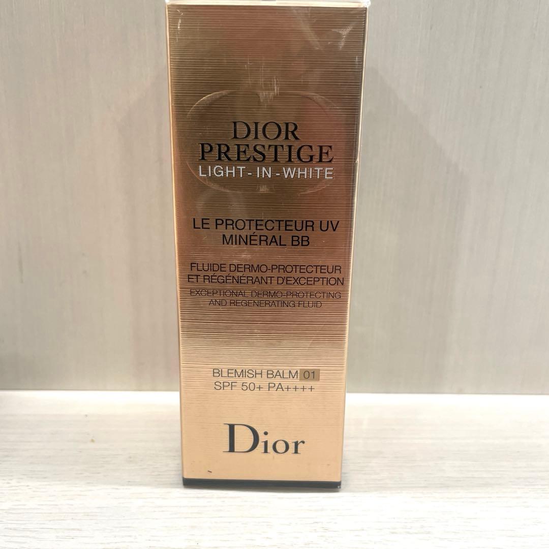 DIORプレステージホワイト　ルプロテクターUVミネラルBB 01 新品未使用