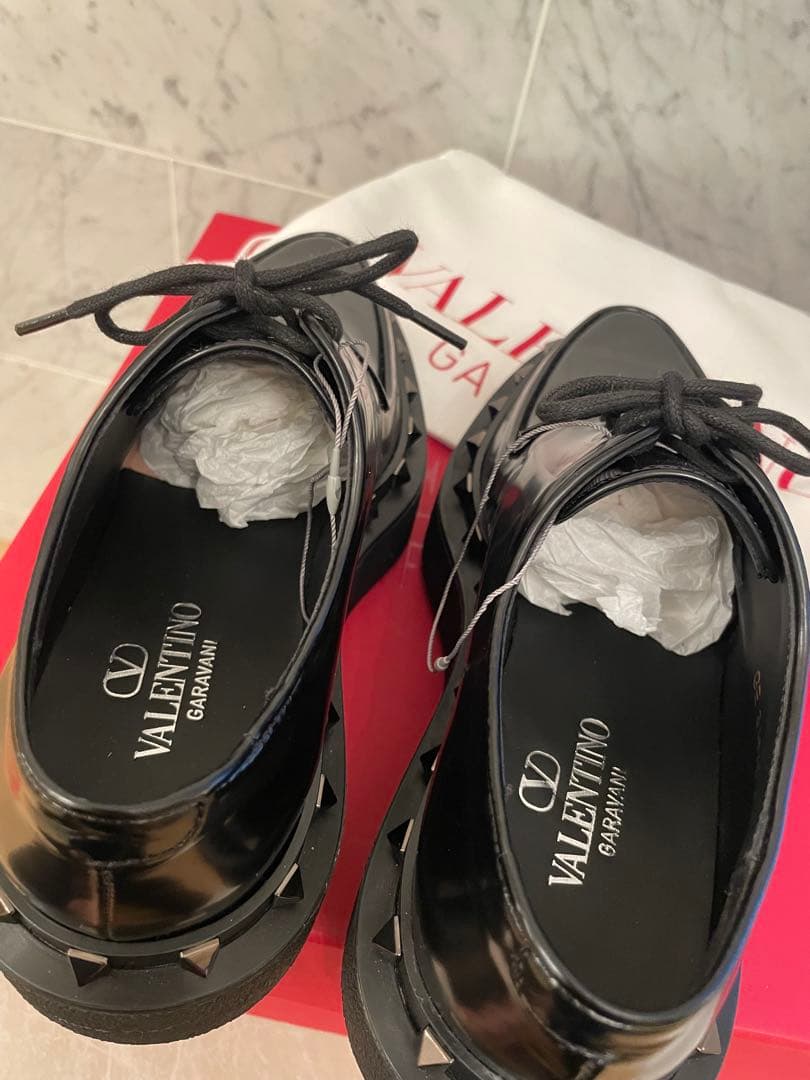 VALENTINO GARAVANI ブラックスタッズシューズ　35.5 未使用