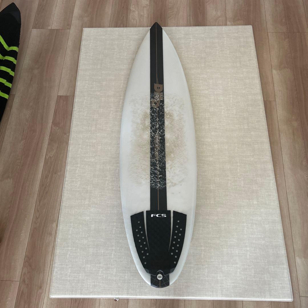 DHD サーフボード DREAMWEAVER 6'1 PU ショートボード