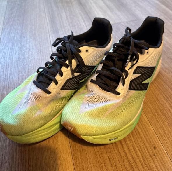 スパイク・シューズ FuelCell SuperComp Elite v5 28cm