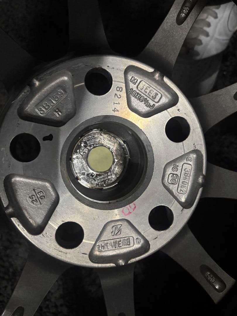 2025年BRIDGESTONE REGNO 16インチ タイヤホイールセット