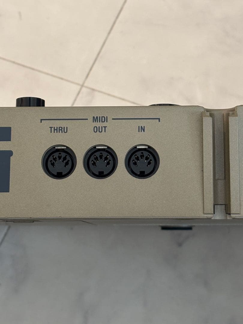 KORG　コルグ　シンセサイザー　Micro KORG　マイクロコルグ