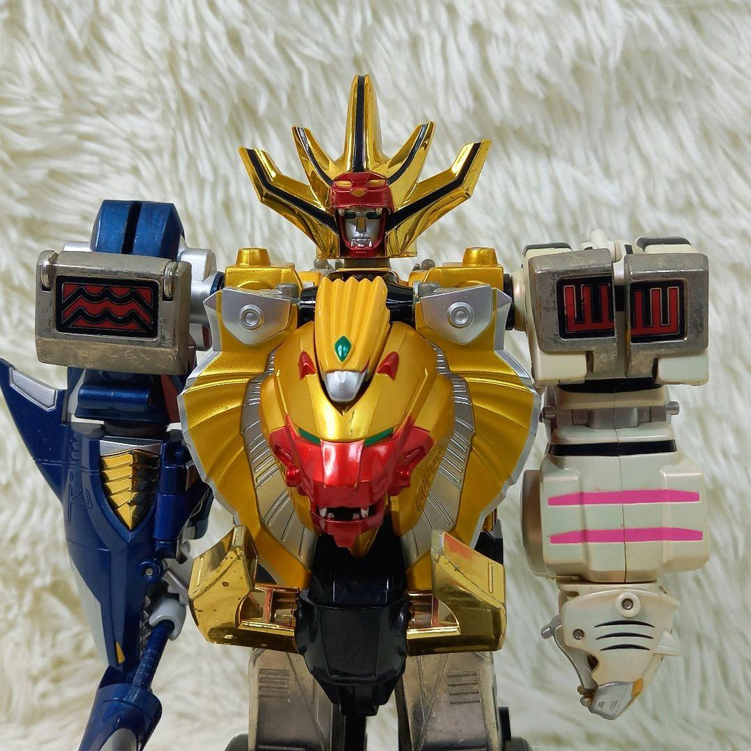 ​希少品✨百獣戦隊ガオレンジャー DX超合金 ガオキング スーパー戦隊 ロボット