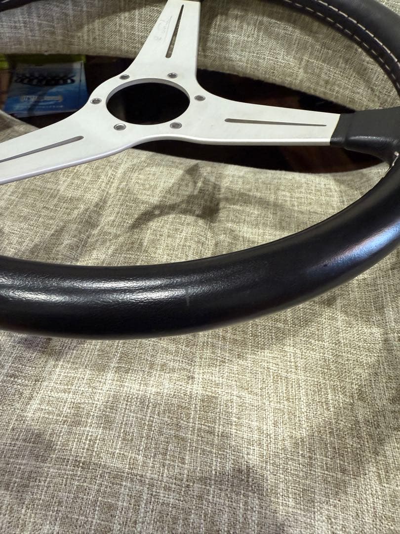 【美品】ナルディ 38φ クラシック レザー ステアリング 本体 FET 37