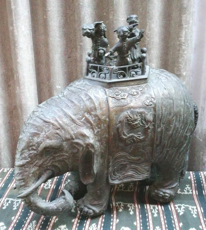 中国　象の置物　金属