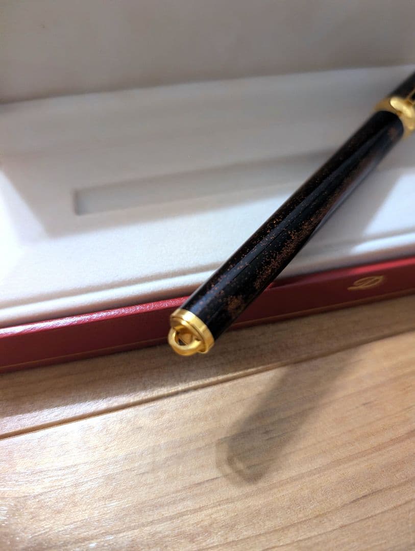 S.T.Dupont クラシック　ボールペン（レアモデル）中国漆