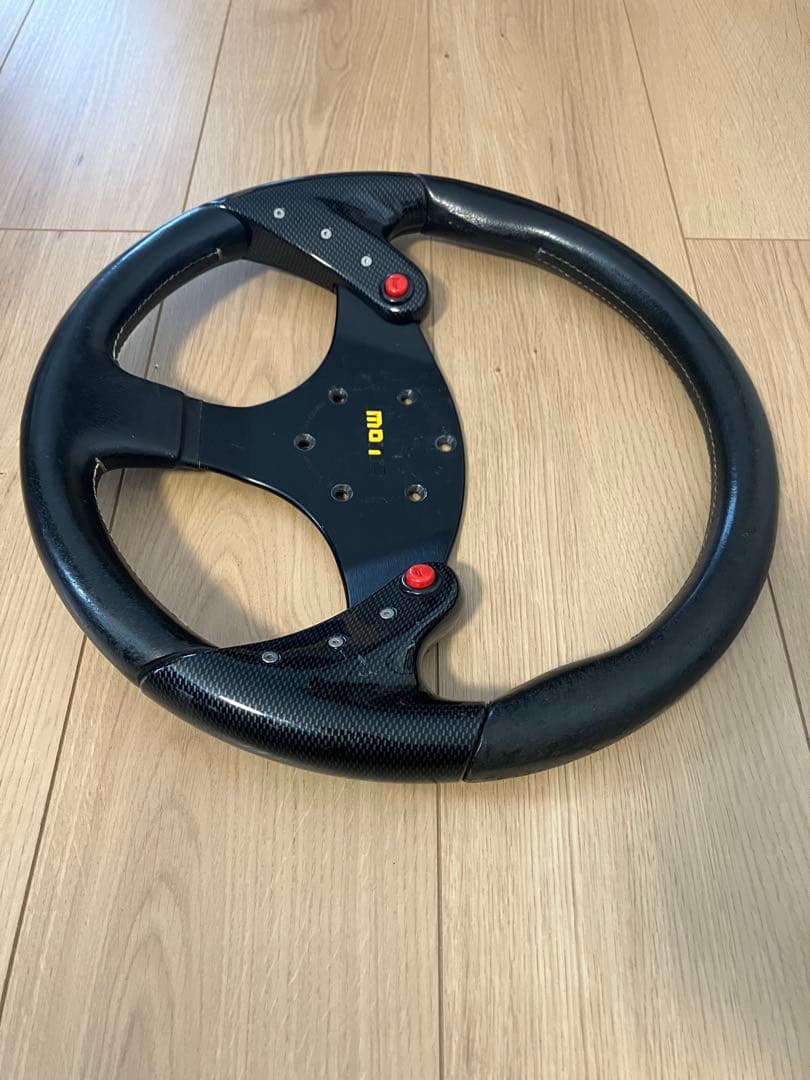希少★momo F1 consept モモ ステアリング スパイダー 35π