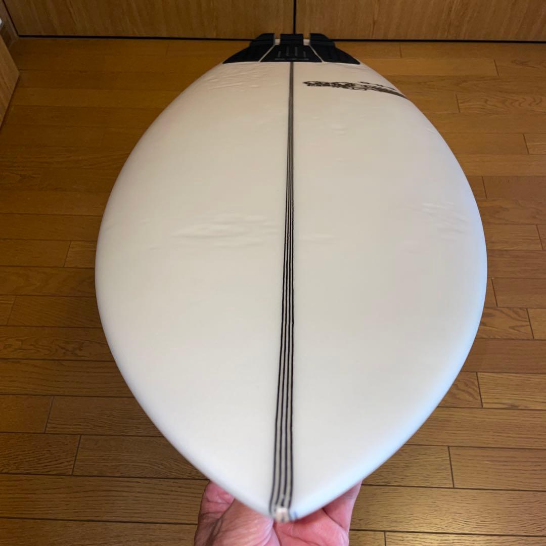 JS サーフボードXERO 5’8”