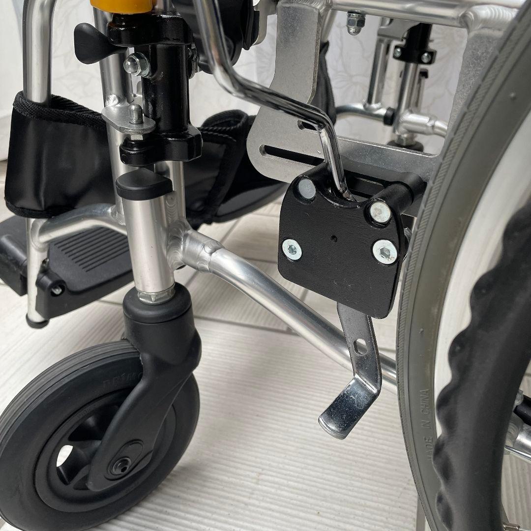 ♿️ 自走式 軽量スリム 車椅子 とても便利な多機能タイプ リハビリ訓練に最適