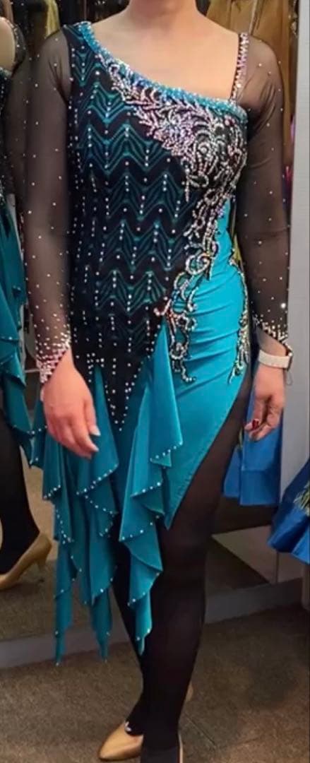 社交ダンス用アシンメトリードレス