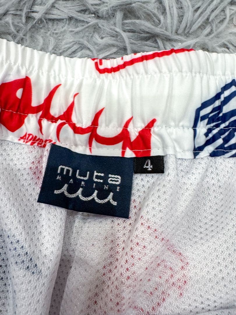 muta MARINE ランダムロゴ セットアップ