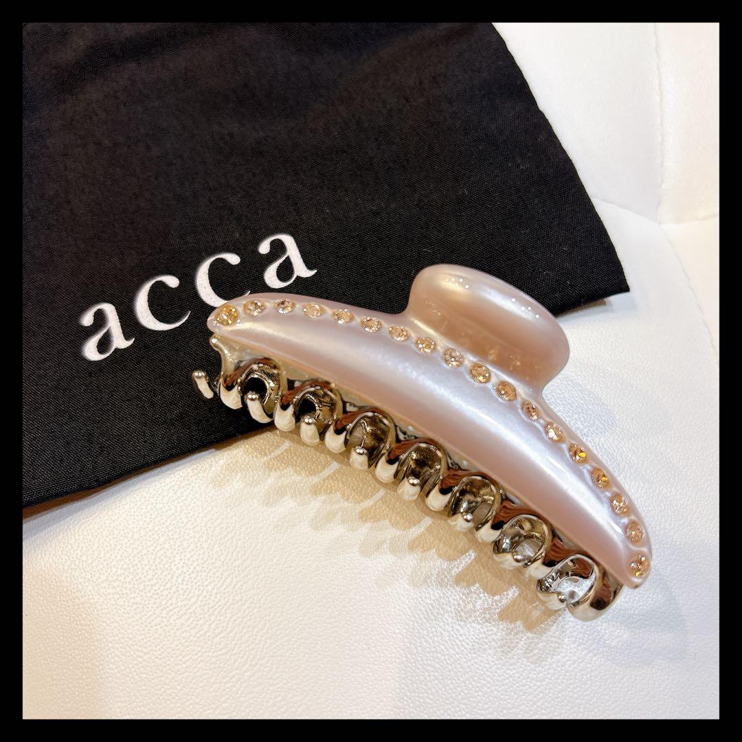 【極美品】acca ベージュピンク/ゴールド　ラインストーン　ティアラクイーン