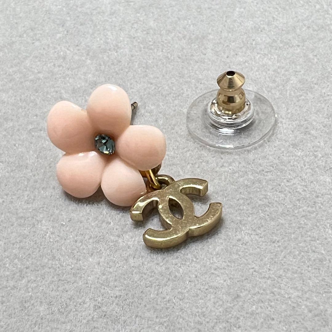 【CHANEL】シャネル ピアス 片耳 フラワーモチーフ