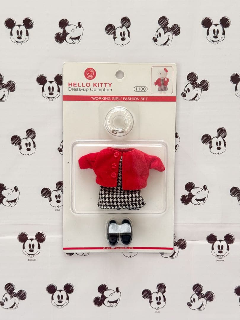キティ　ドレスアップコレクション　ワーキングガール　赤