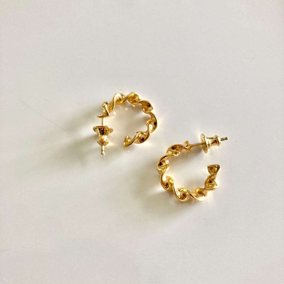 両耳　ゴールド　18金　ピアス　18mm クロムハーツ　BWL