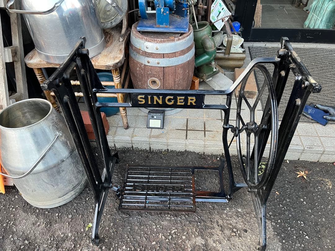 シンガーミシン脚、シンガー工業用ミシン脚、幅広ミシン脚、ガーデンテーブル脚