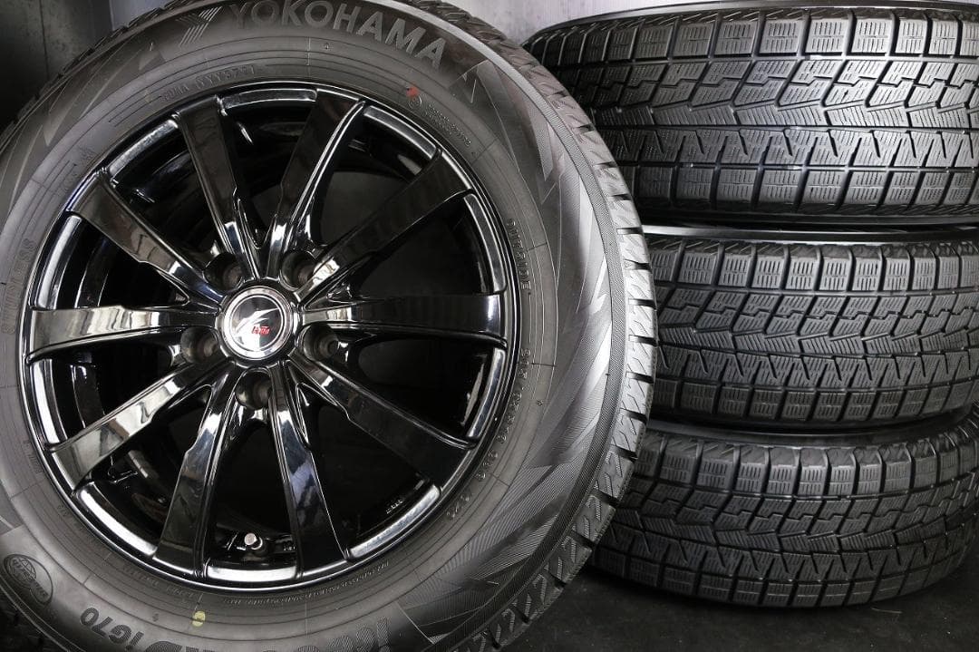 極上9.5分山 国産スタッドレス ヨコハマ 205/65R16 ヤリスクロス