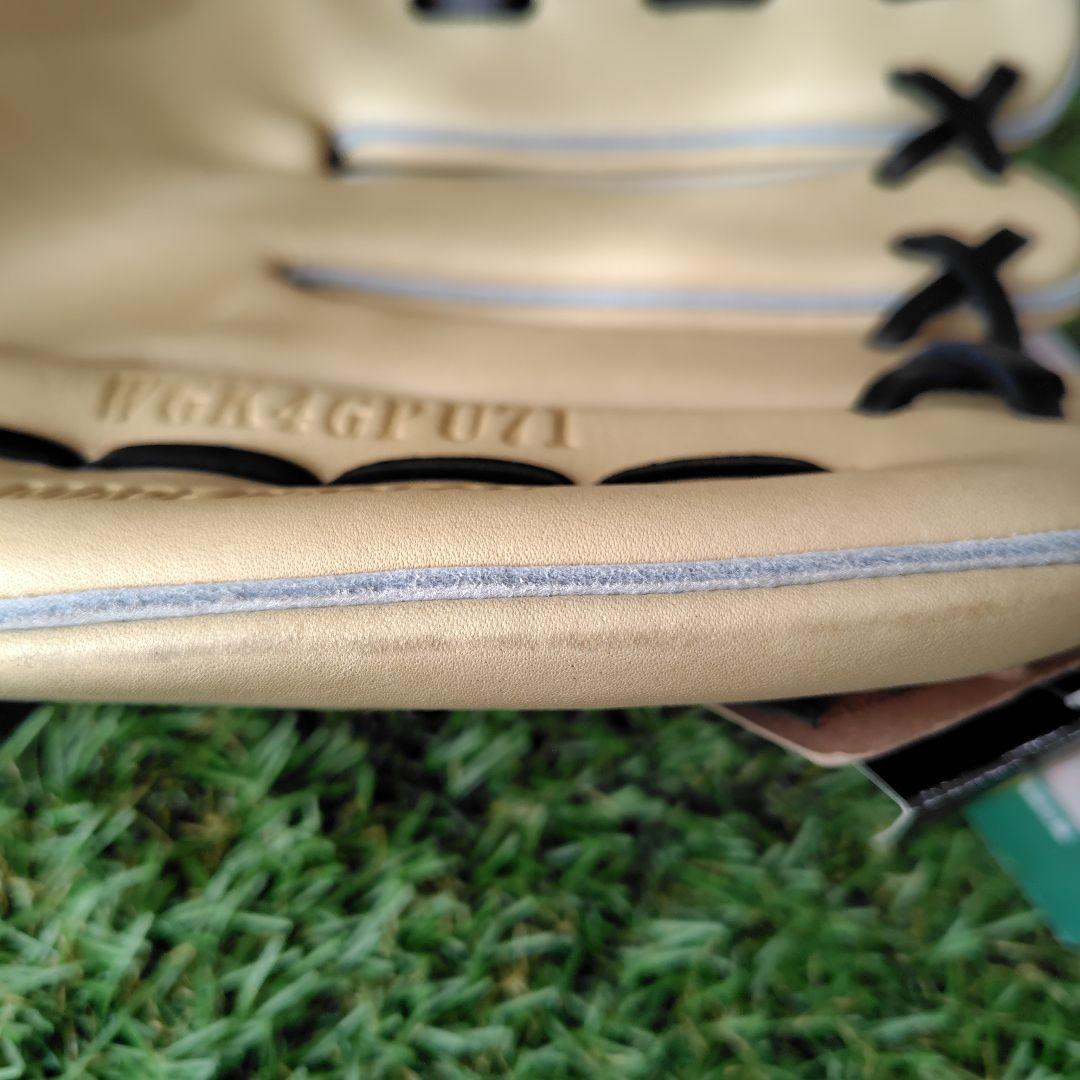 ワールドペガサス硬式外野手用グローブ