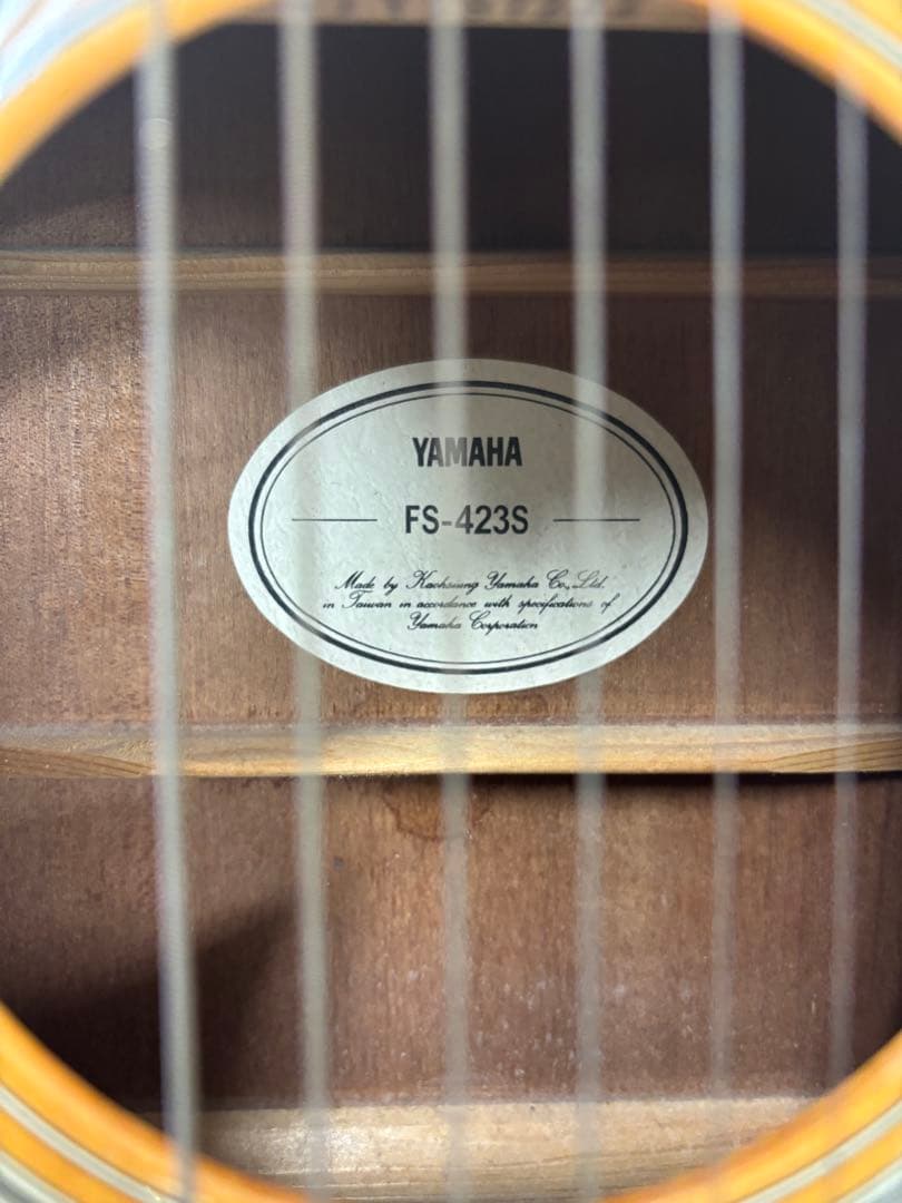 女性オーナーYAMAHA ヤマハ FS-423S アコースティックギター
