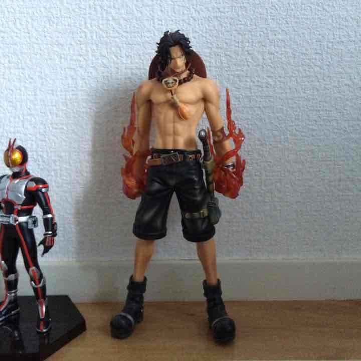 ワンピース 仮面ライダー555 フィギュア