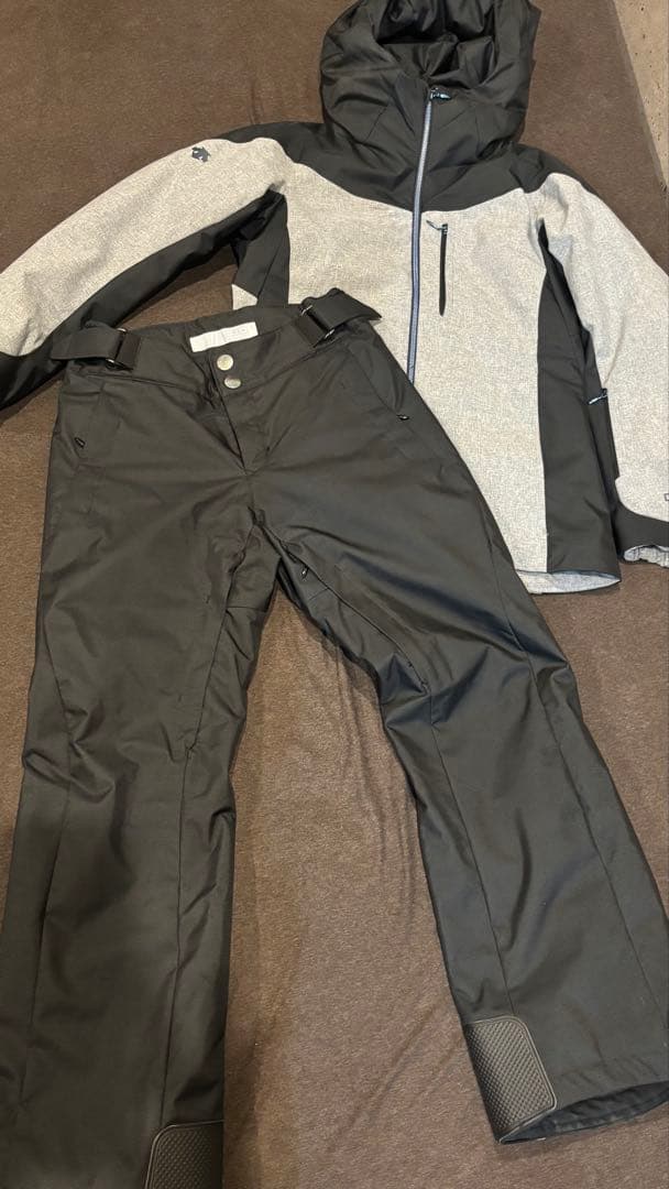 DESCENTE スキーウェア レディース