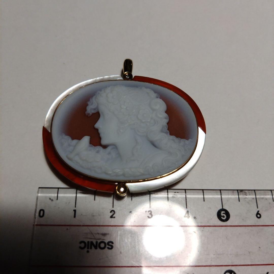 K18　カメオの　ブローチ　ペンダントトップ　18金　750　ダイヤモンド