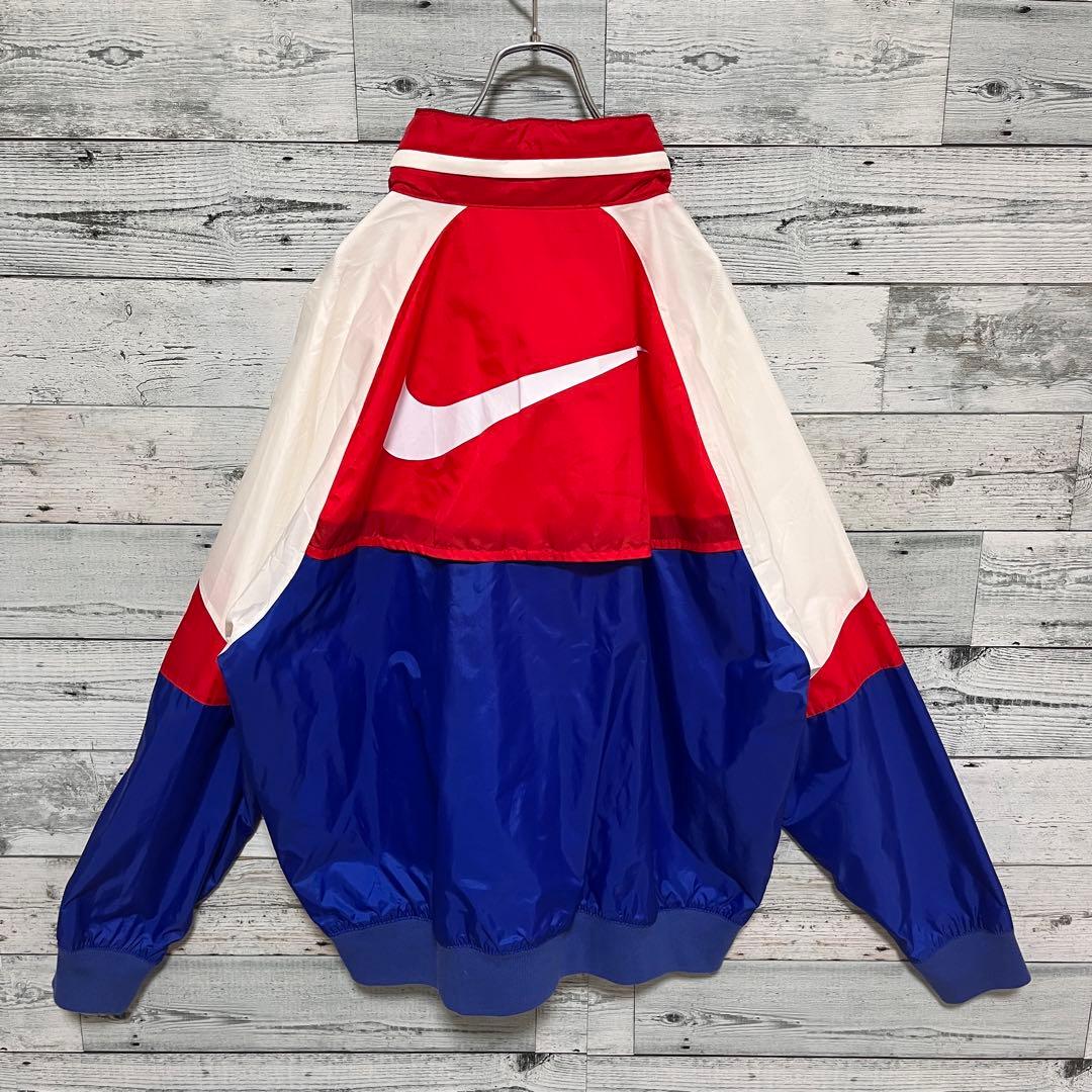 t154【美品】ナイキ 刺繍 ロゴ ナイロンジャケット 伊澤彩織 まひろ 着用