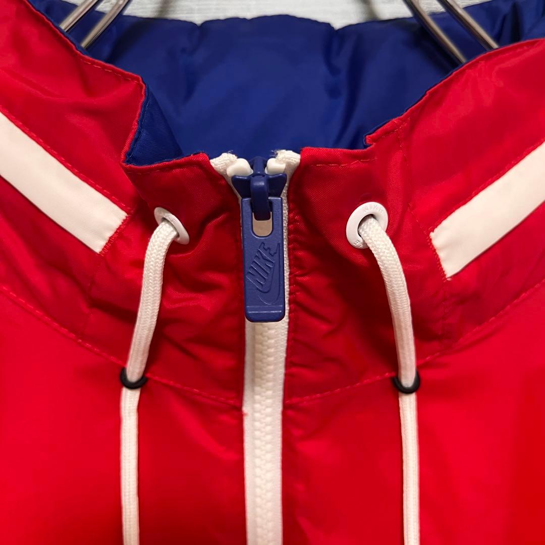 t154【美品】ナイキ 刺繍 ロゴ ナイロンジャケット 伊澤彩織 まひろ 着用
