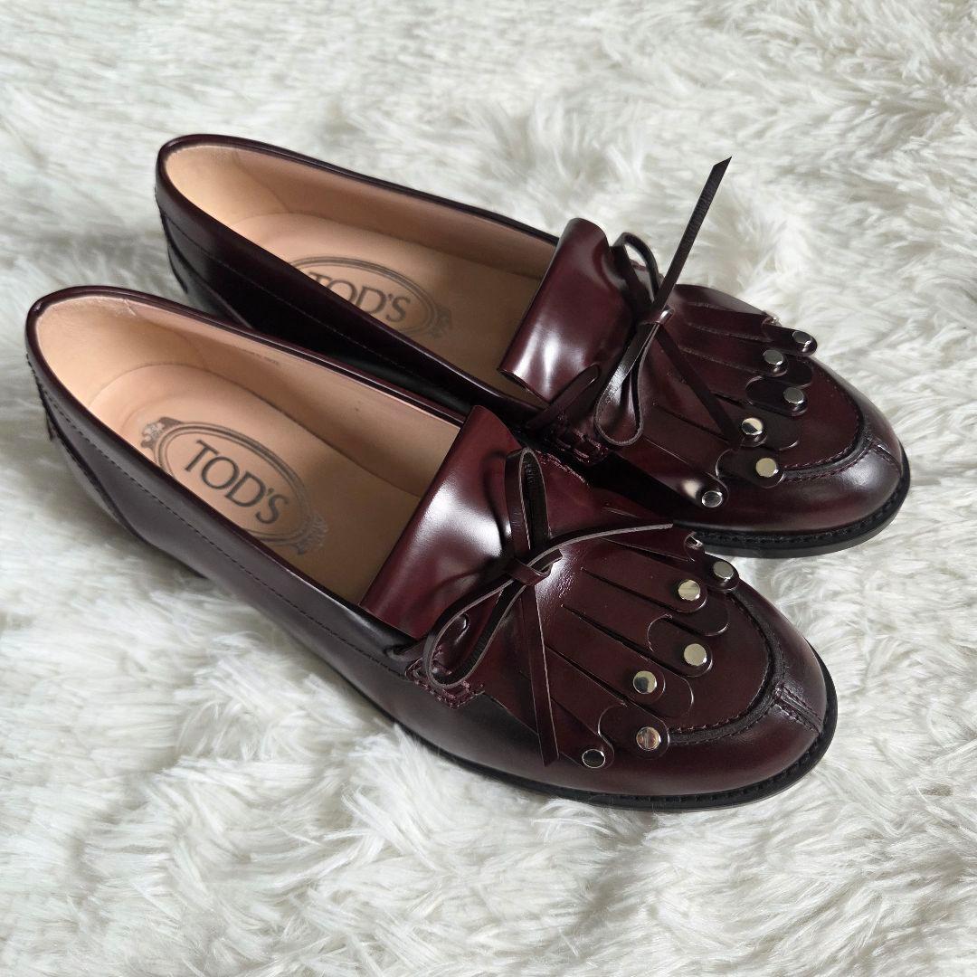 TOD'S タッセルローファー　バーガンディー　24cm