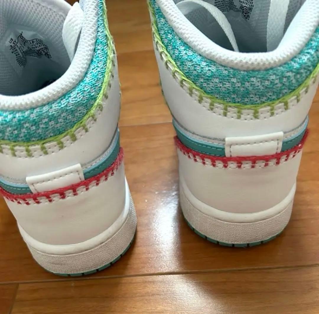 NIKE Air Jordan 1 Mid ホワイト/ターコイズ / オレンジ