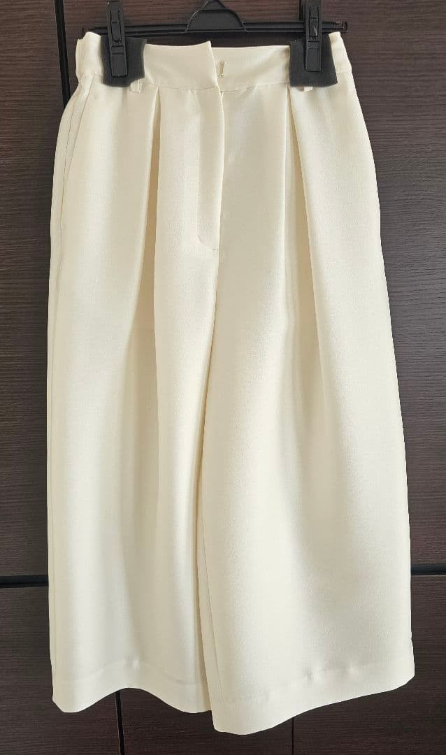 【未使用】heve ヘイブ ガウチョパンツ バニラ 38