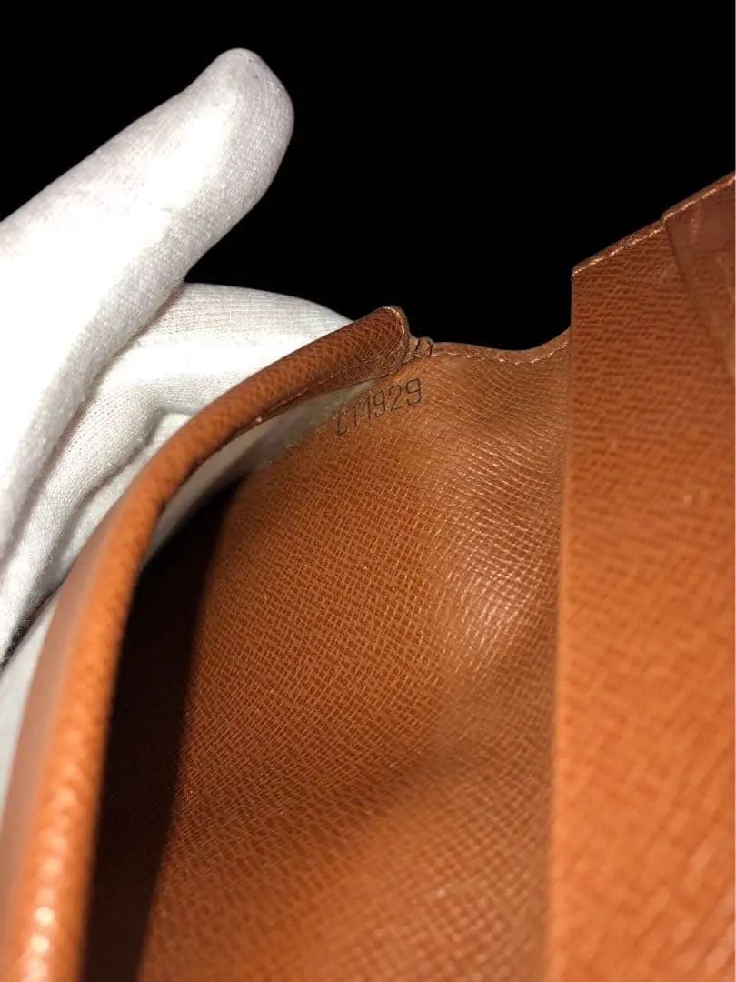 cocoルイヴィトンLOUISVUITTONジャポンサンガプールパスケース