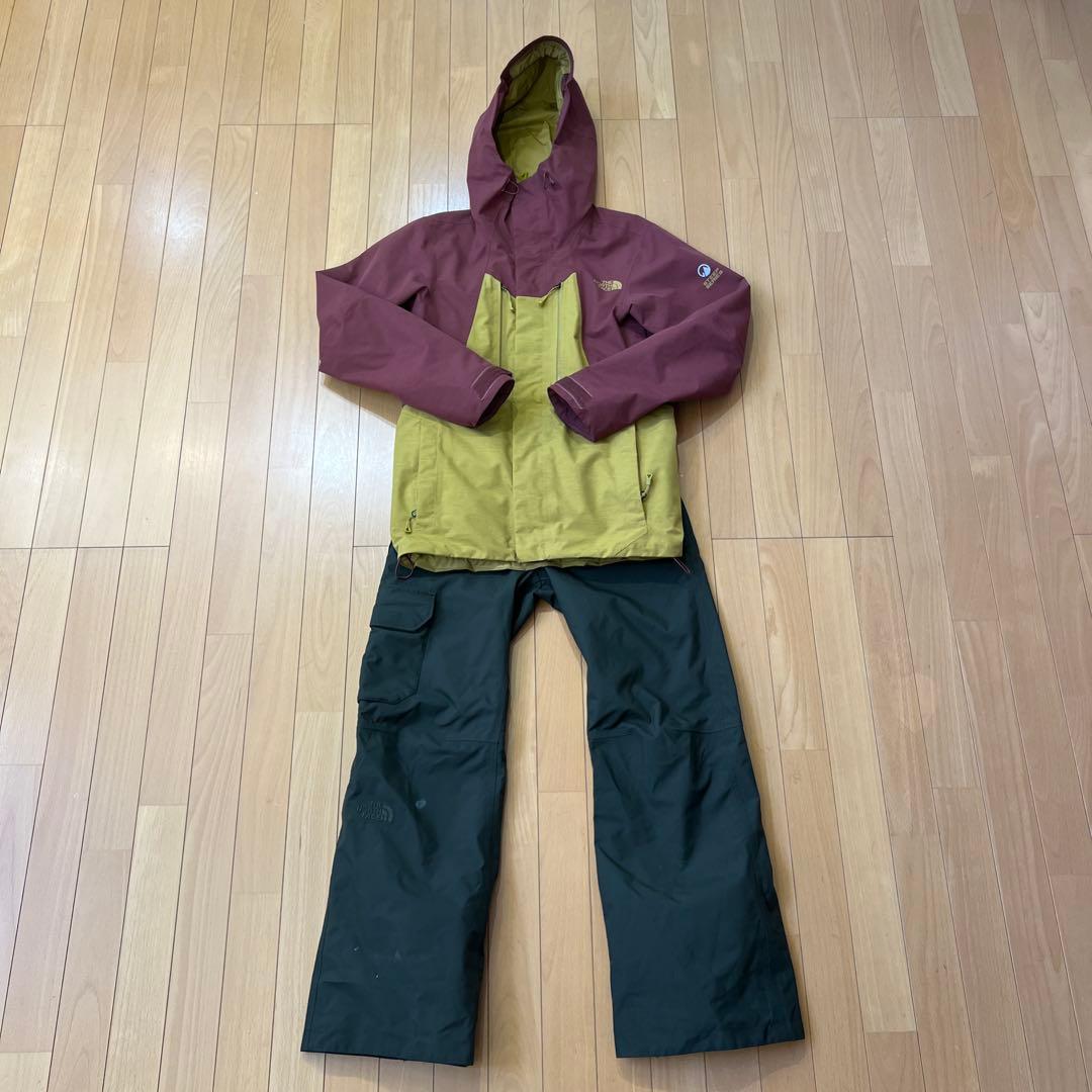 ワケあり　ノースフェイス　スキーウェア　スノボウェア　セットアップ　USED品