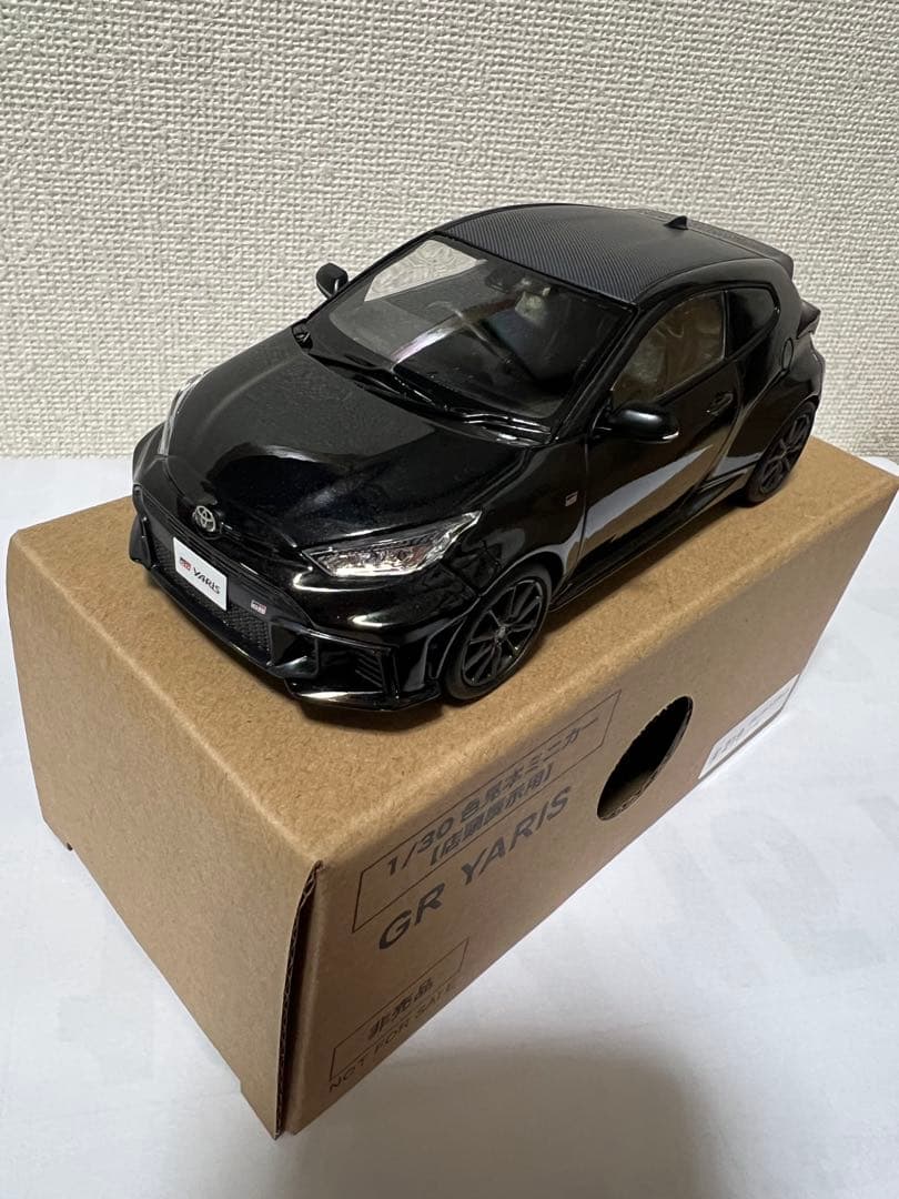 【非売品】トヨタ GR YARIS ミニカー ブラック 1/30