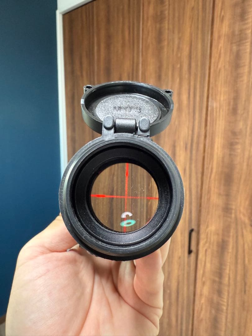 東京マルイ　イルミネーテッドショートズームスコープ