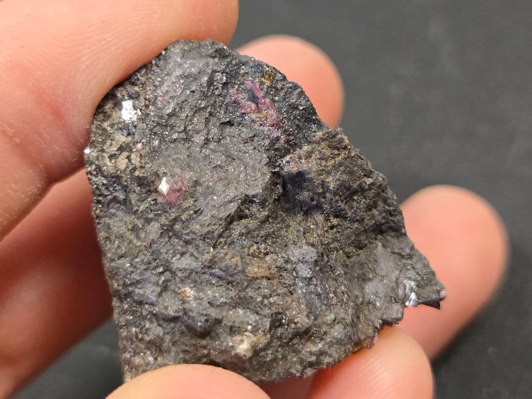 パイロクスマンガン 田口鉱山 自己採集品 原石