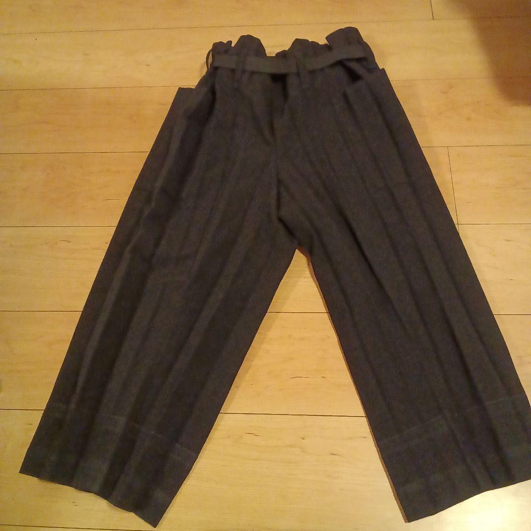 イッセイミヤケｍｅ 太プリーツ　ガウチョ