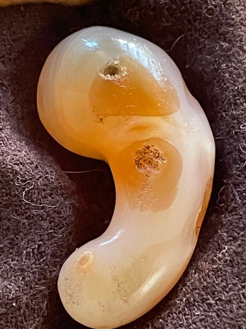 古墳時代 瑪瑙勾玉 古代装身具 出土品