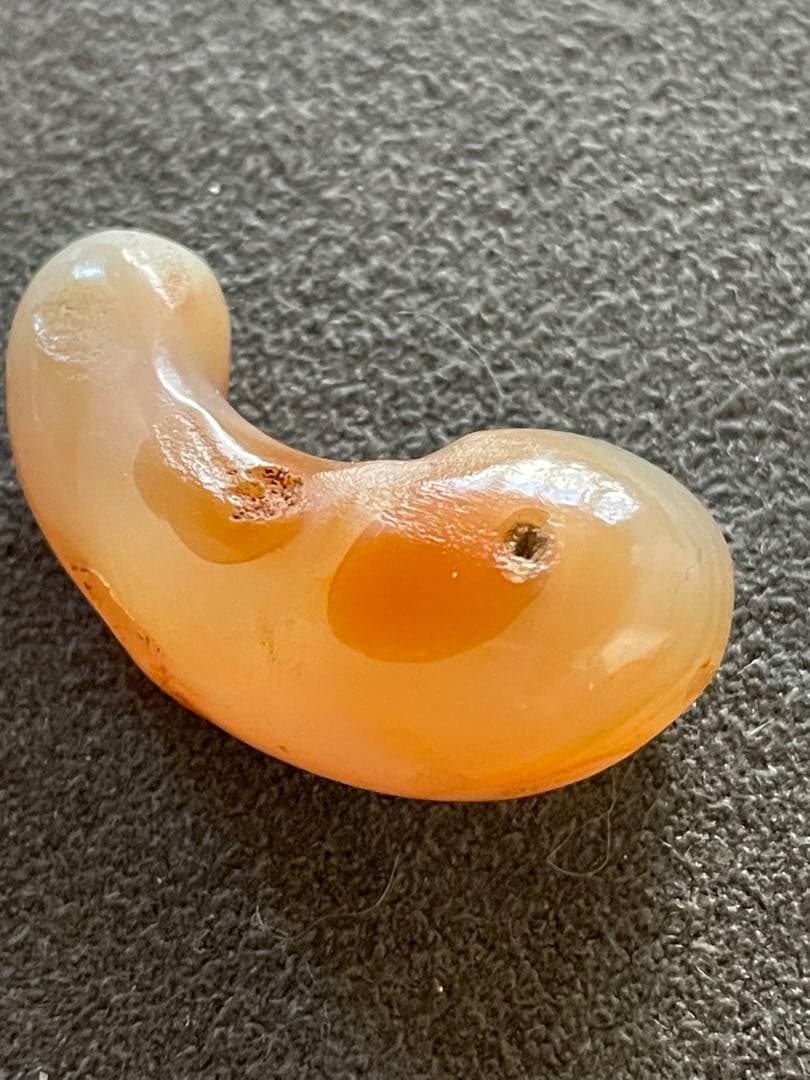 古墳時代 瑪瑙勾玉 古代装身具 出土品