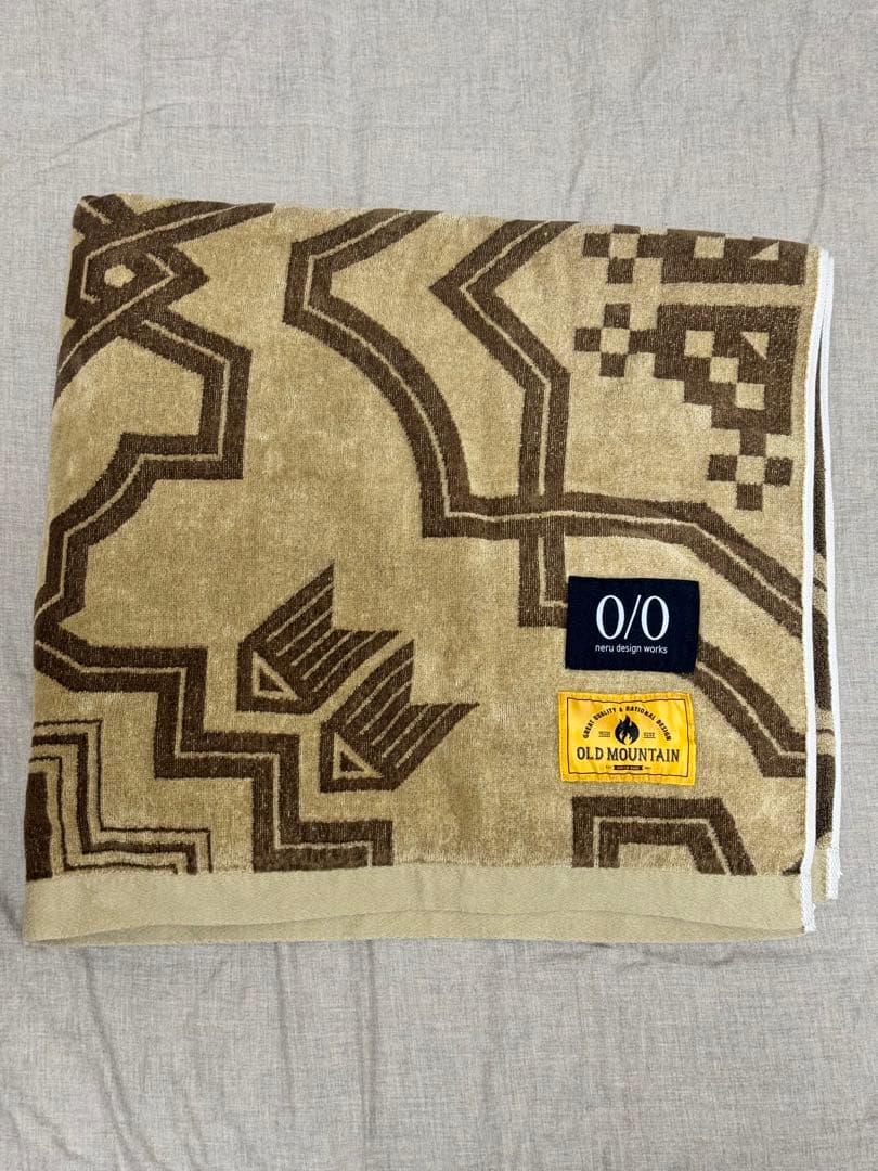 アウトドア寝具 kakemono oldmoutain neru design works