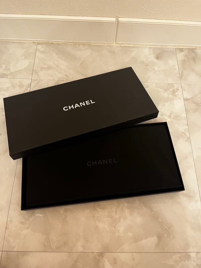 シャネル空箱　ヴァンクリーフ冊子