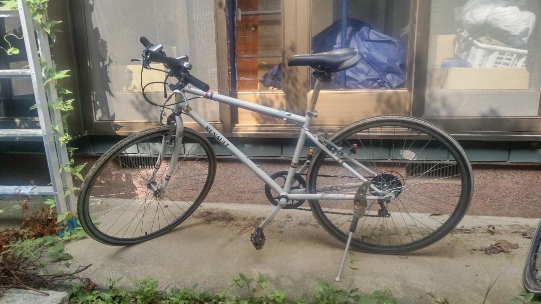 中古）RENAULT クロスバイク ホワイト 変速　ノーマル