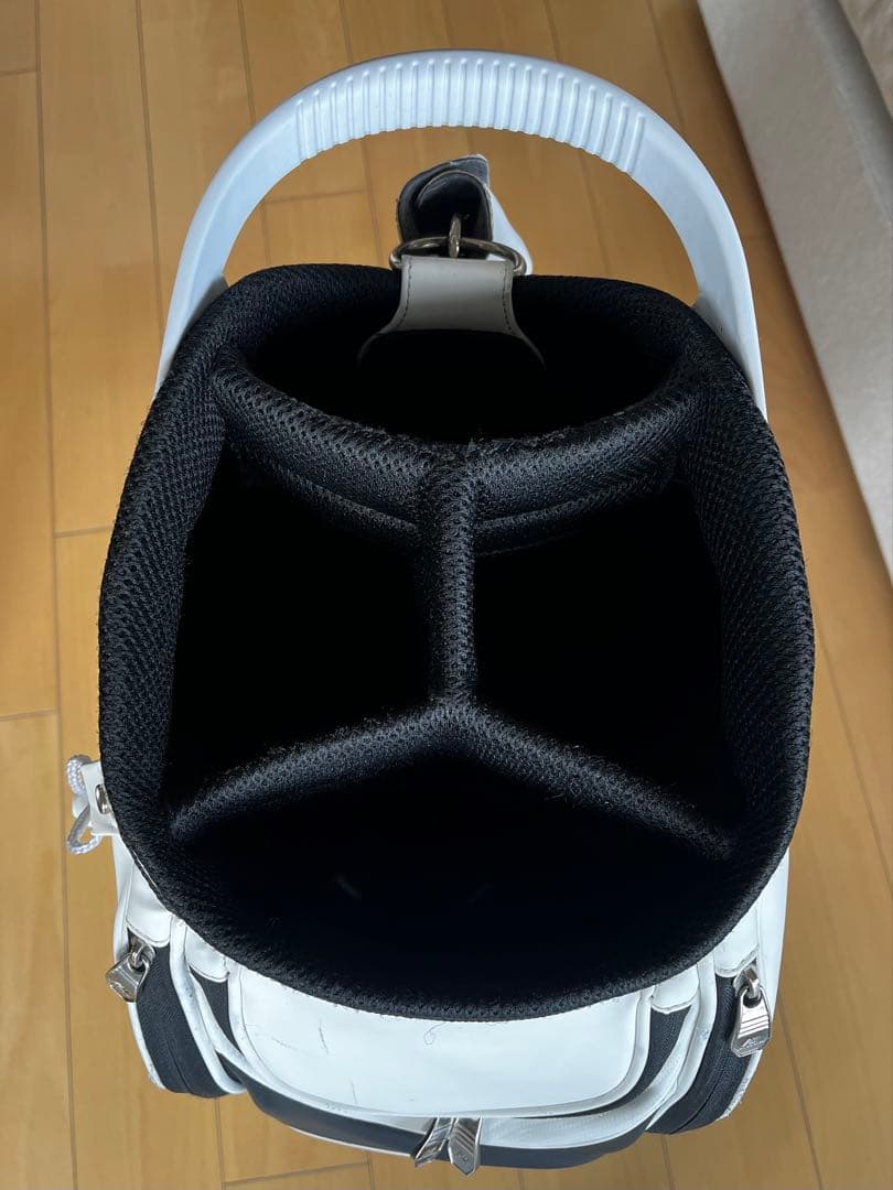 良品♪ニューバランスゴルフ 9.0型 キャディバッグ マットポリウレタン　白