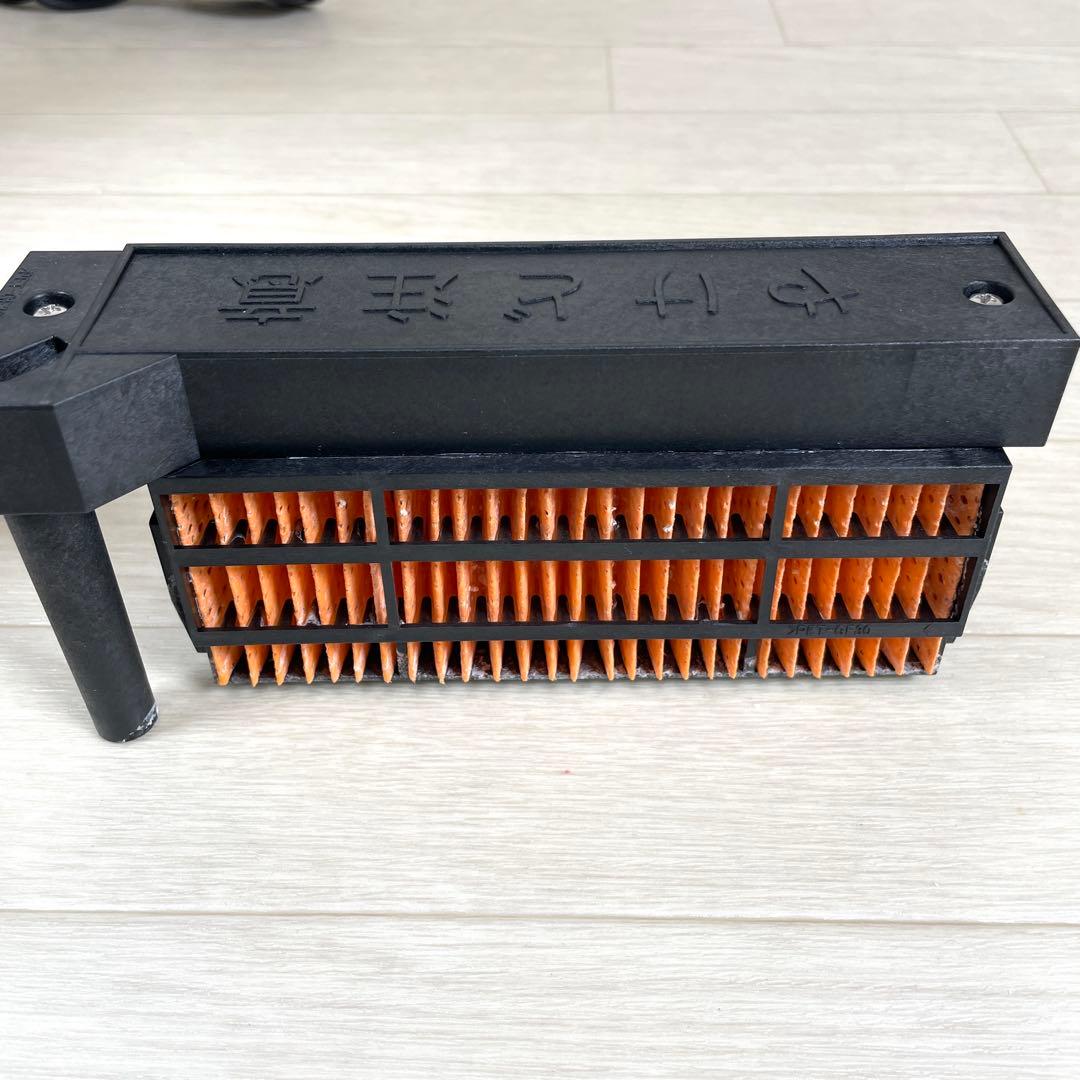 シャープ　加湿セラミックヒーター　HX-TK12-W　2024年製　暖房