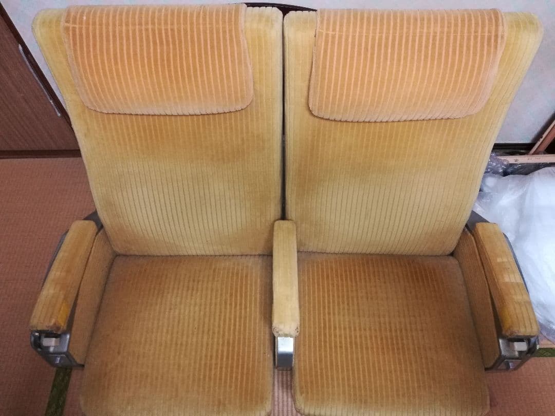 新幹線０系　グリーン車　座席　二人掛け　即使用可能