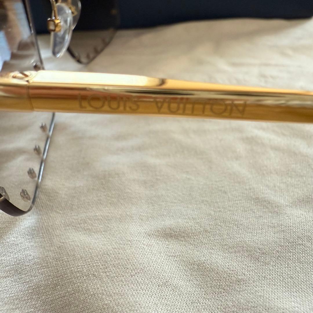 【LOUIS VUITTON 】スタッズ付き サングラス ザパーティー