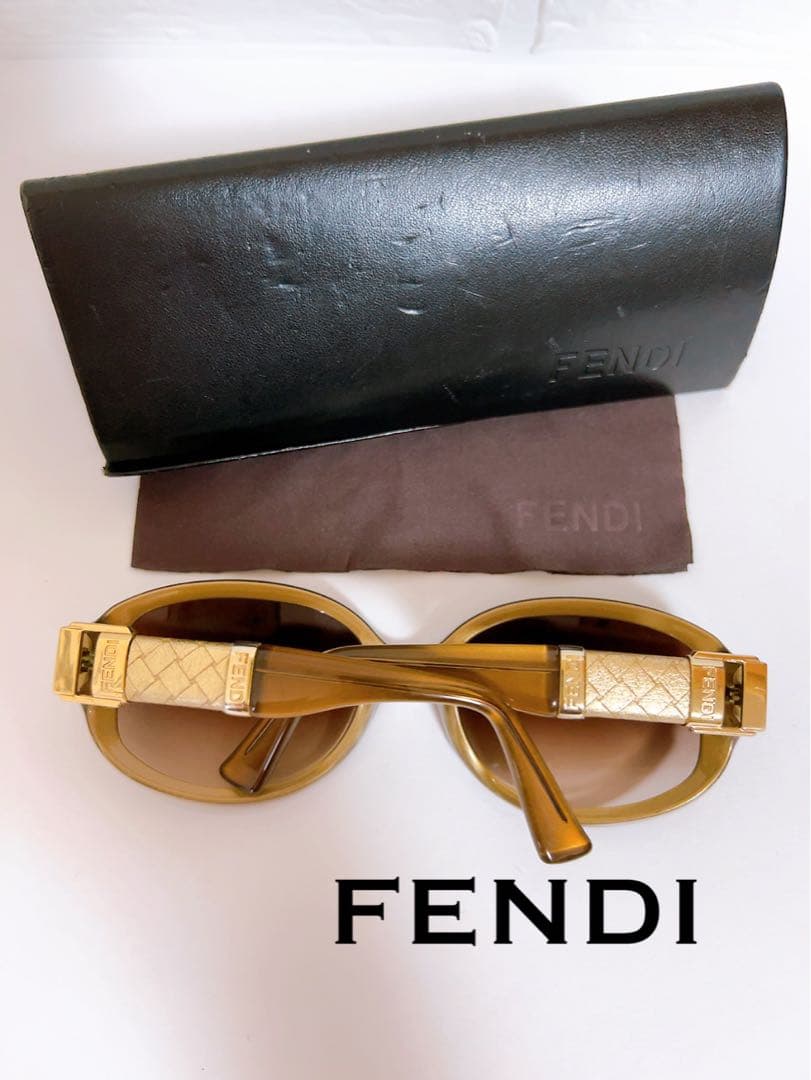 フェンディ　FENDI サングラス　FS5248K 65□18 130