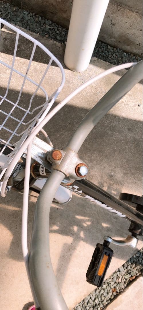 【美品】トイザらス限定品❣️補助輪&ヘルメット付き★トミカ/自転車★黒★16㌅★